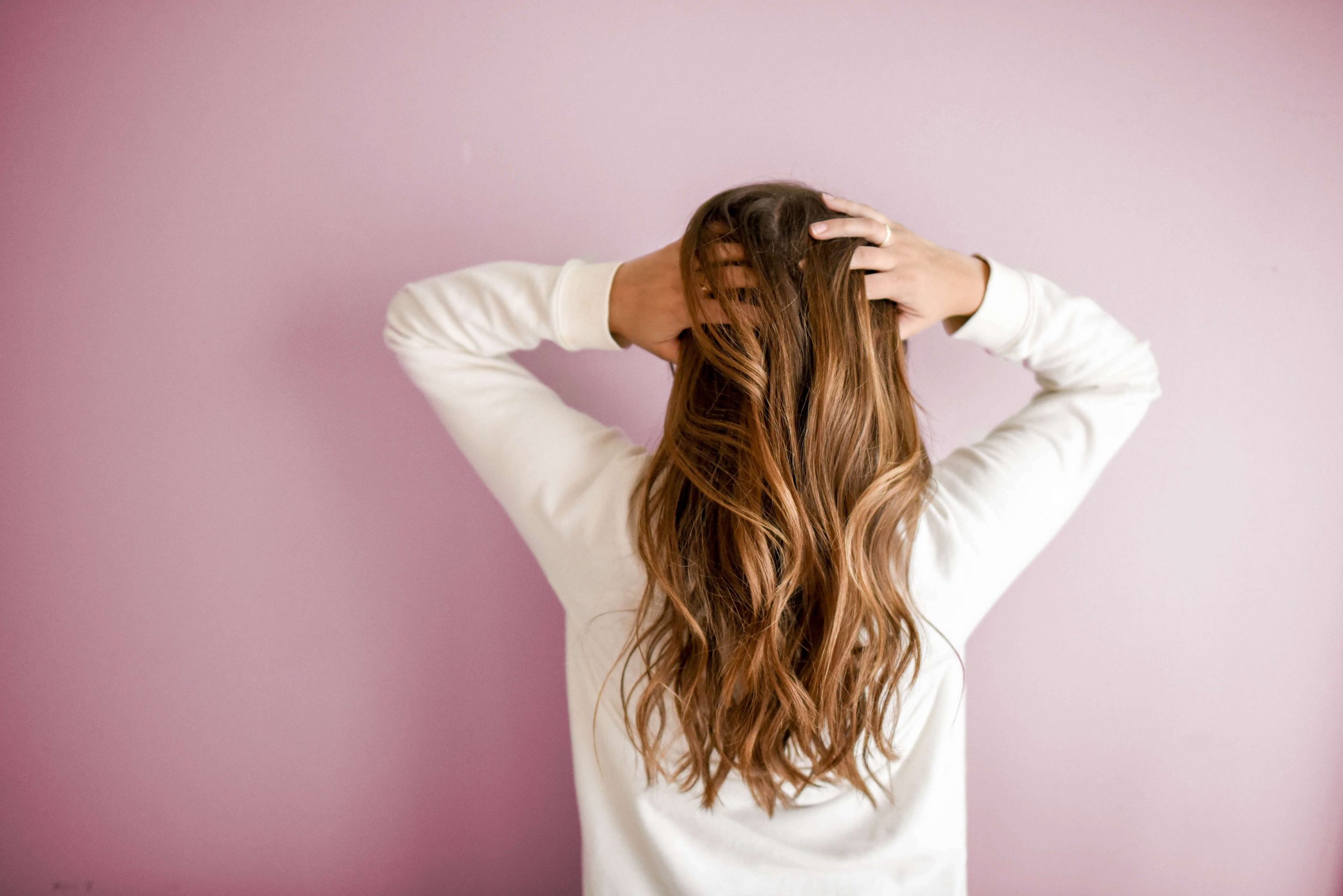 Jak stosować suplementy, aby odzyskać piękne włosy